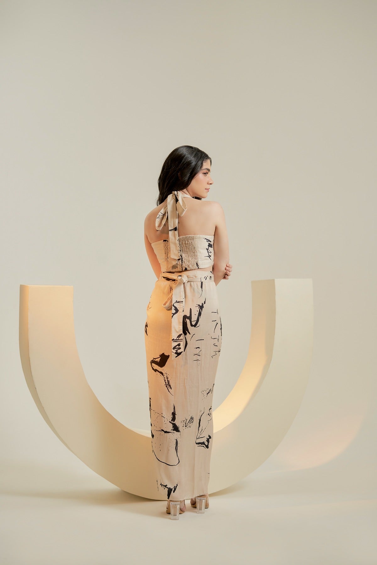 Off whiet and black print halter tie crop top
