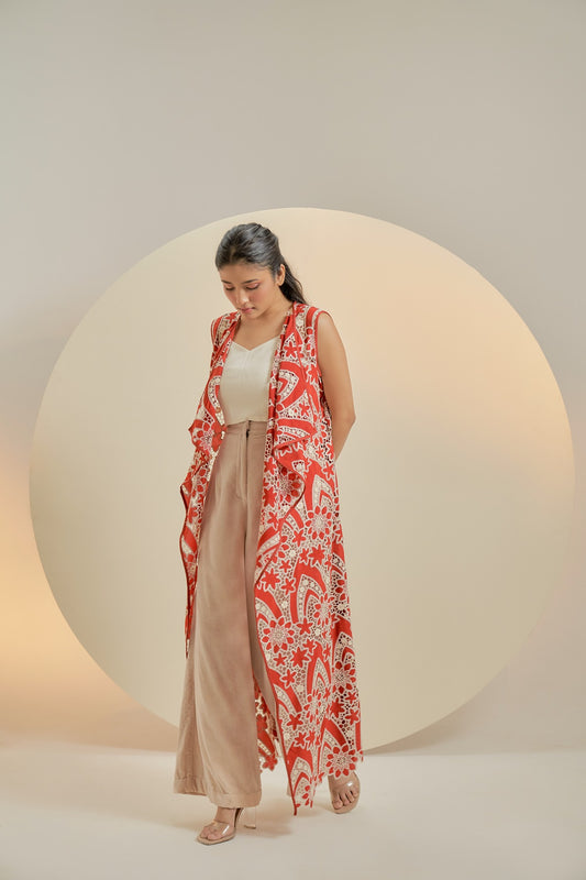 Red Long sleeveless jacket with inner