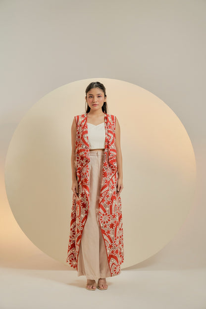 Red Long sleeveless jacket with inner