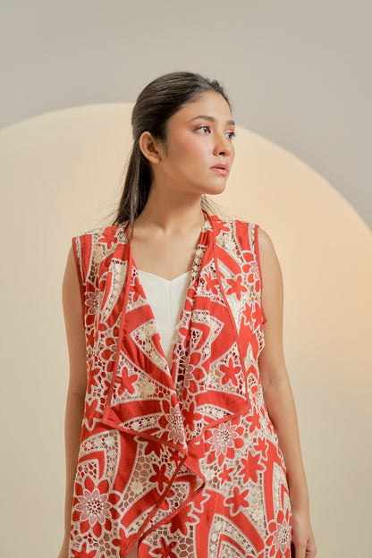 Red Long sleeveless jacket with inner